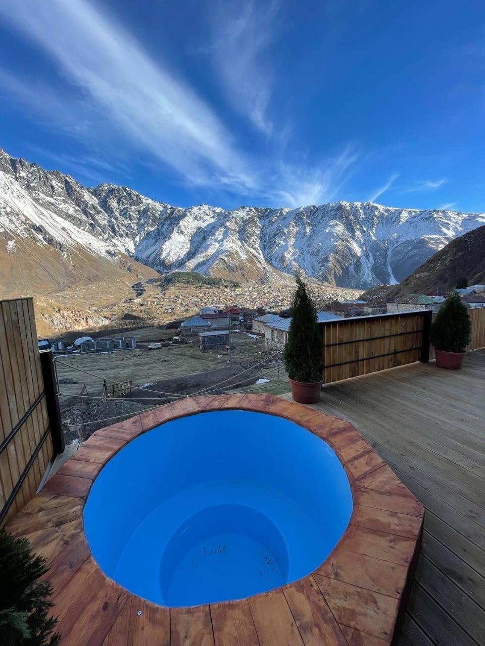 Gabua Glamping Villa Kazbegi Exteriör bild