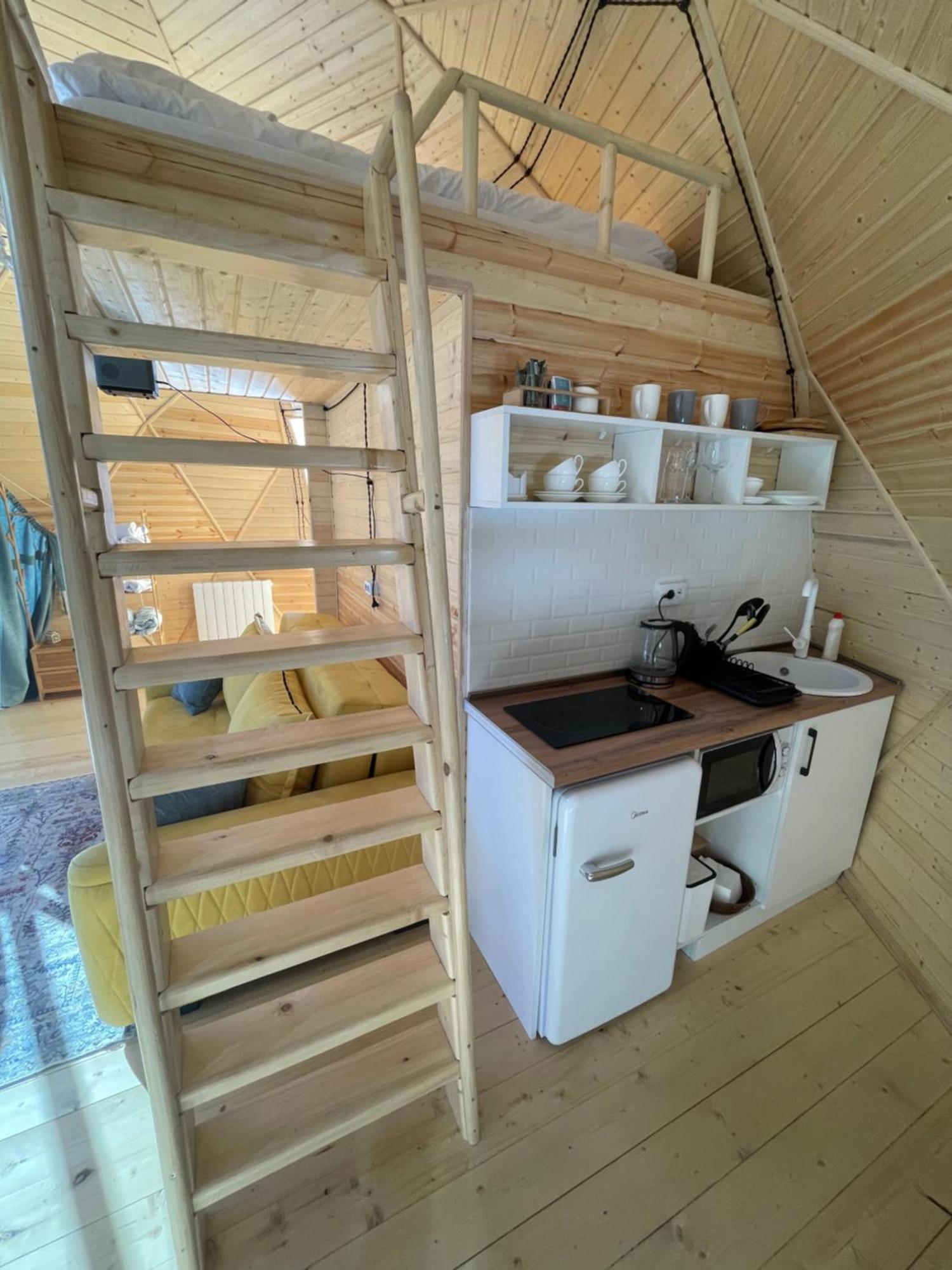 Gabua Glamping Villa Kazbegi Exteriör bild