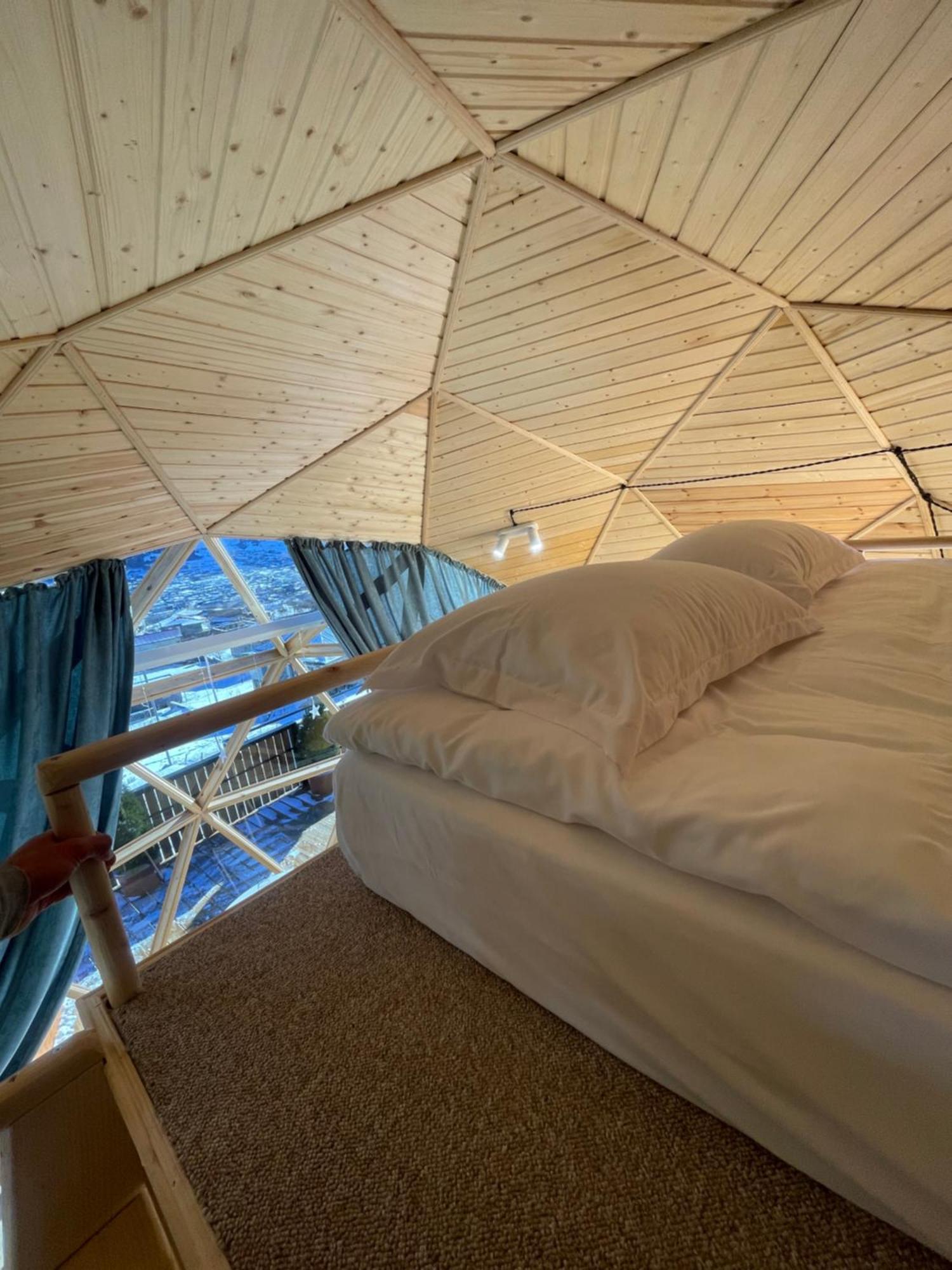 Gabua Glamping Villa Kazbegi Exteriör bild