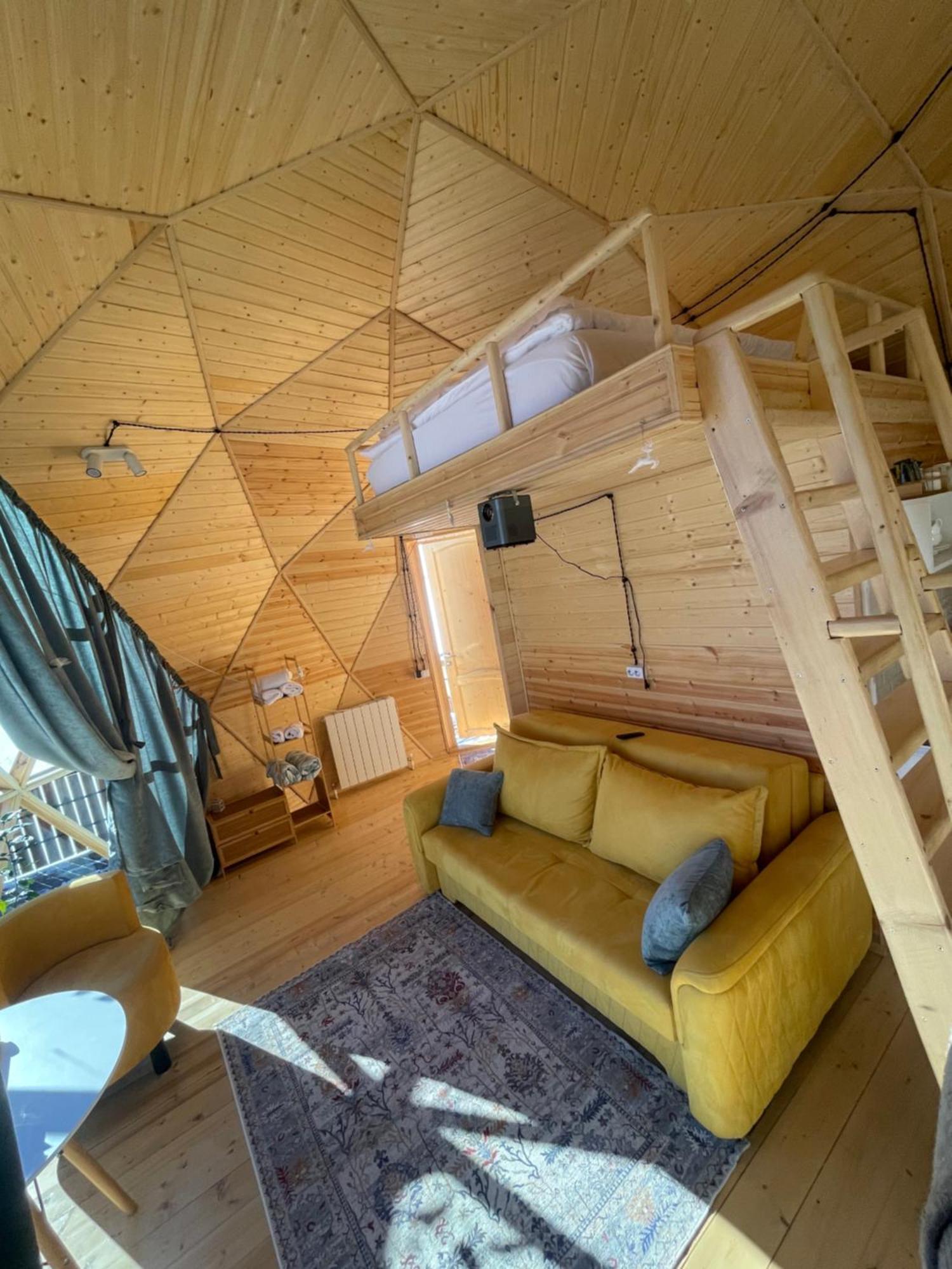 Gabua Glamping Villa Kazbegi Exteriör bild