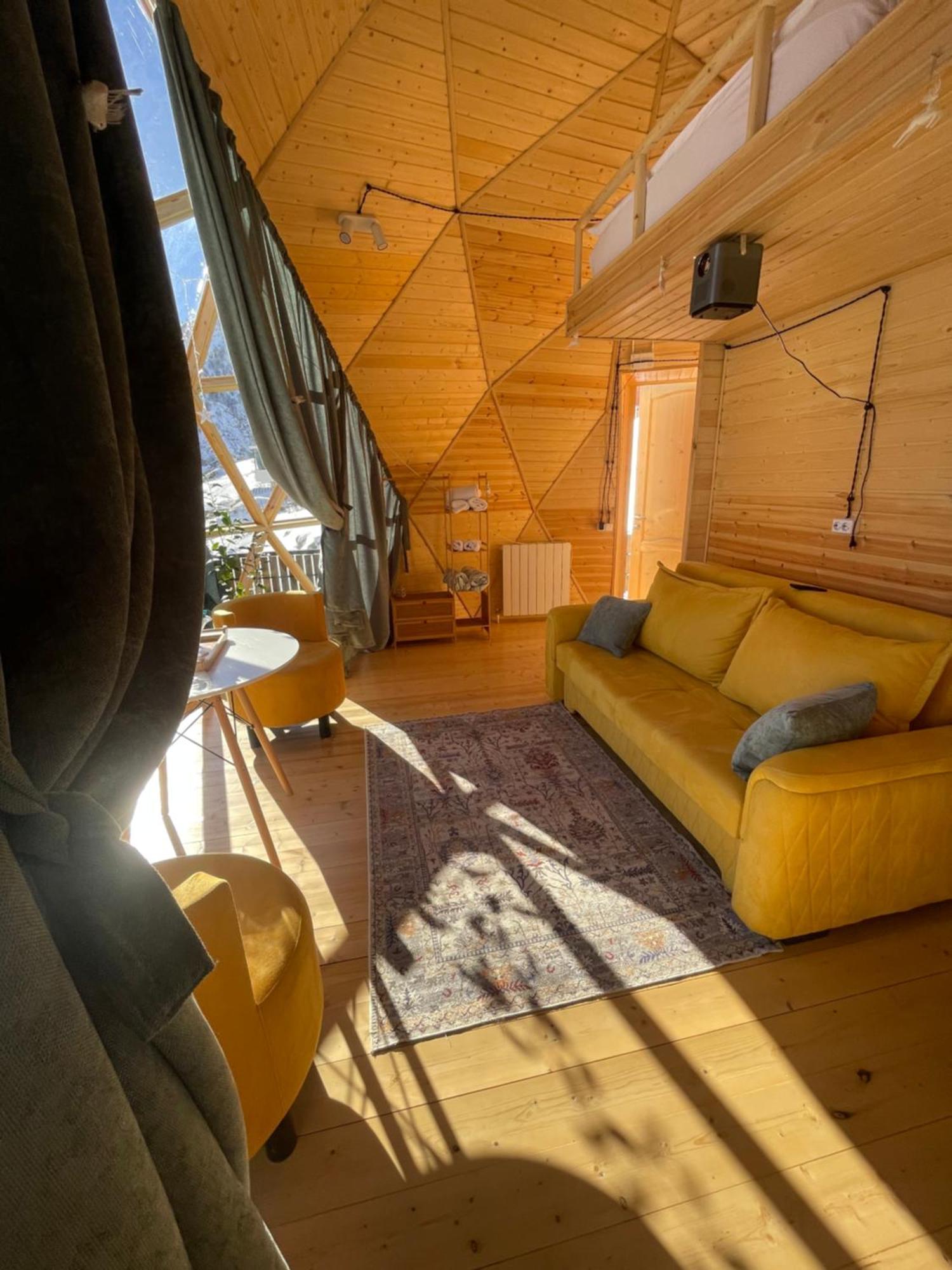 Gabua Glamping Villa Kazbegi Exteriör bild