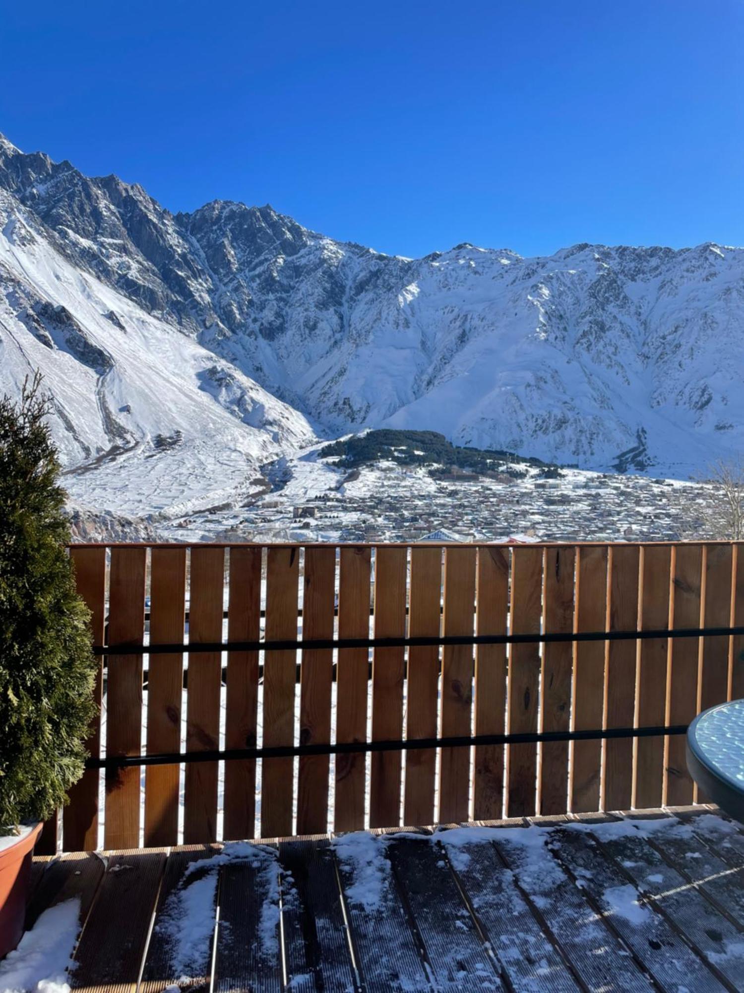 Gabua Glamping Villa Kazbegi Exteriör bild
