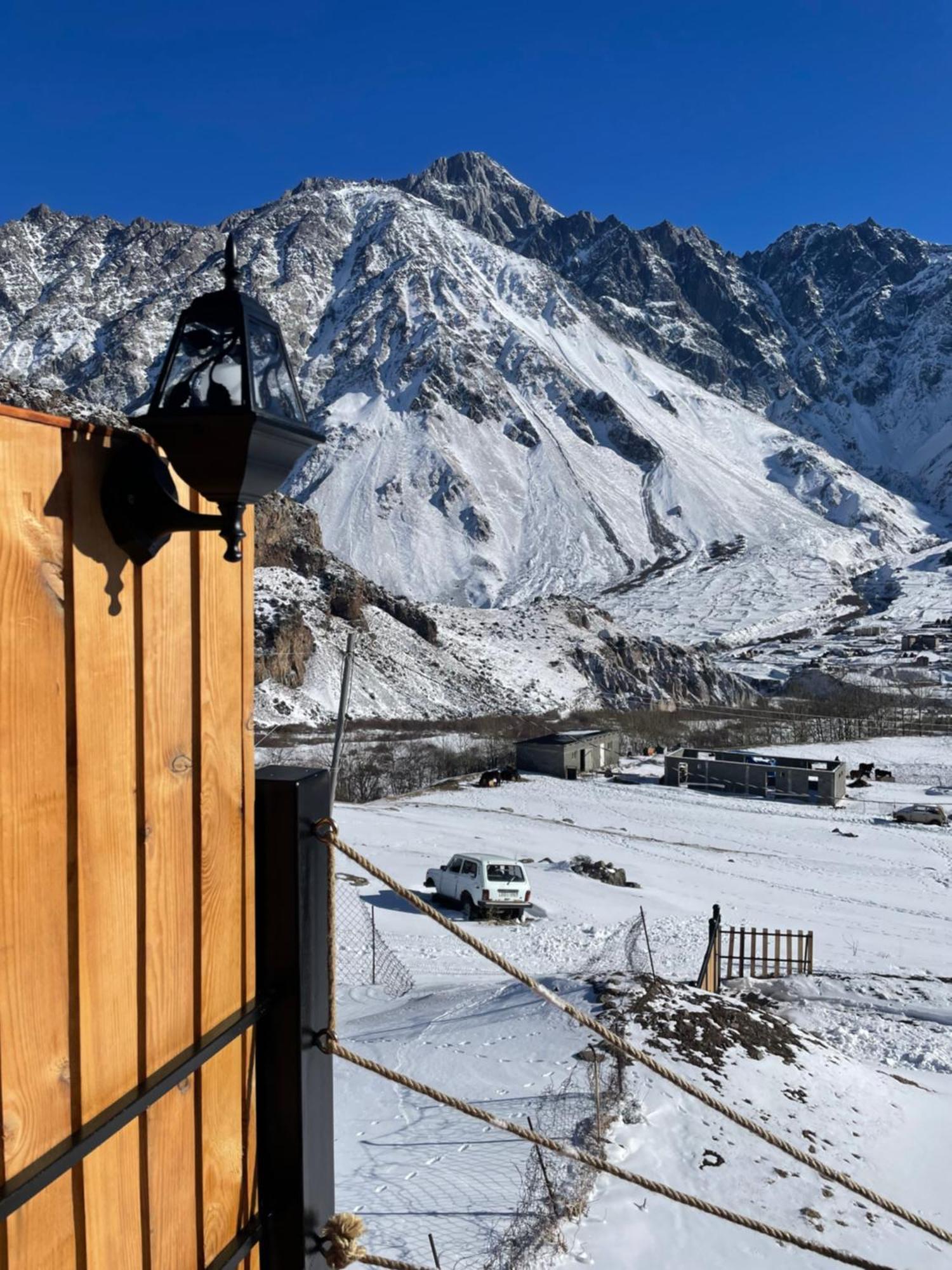 Gabua Glamping Villa Kazbegi Exteriör bild