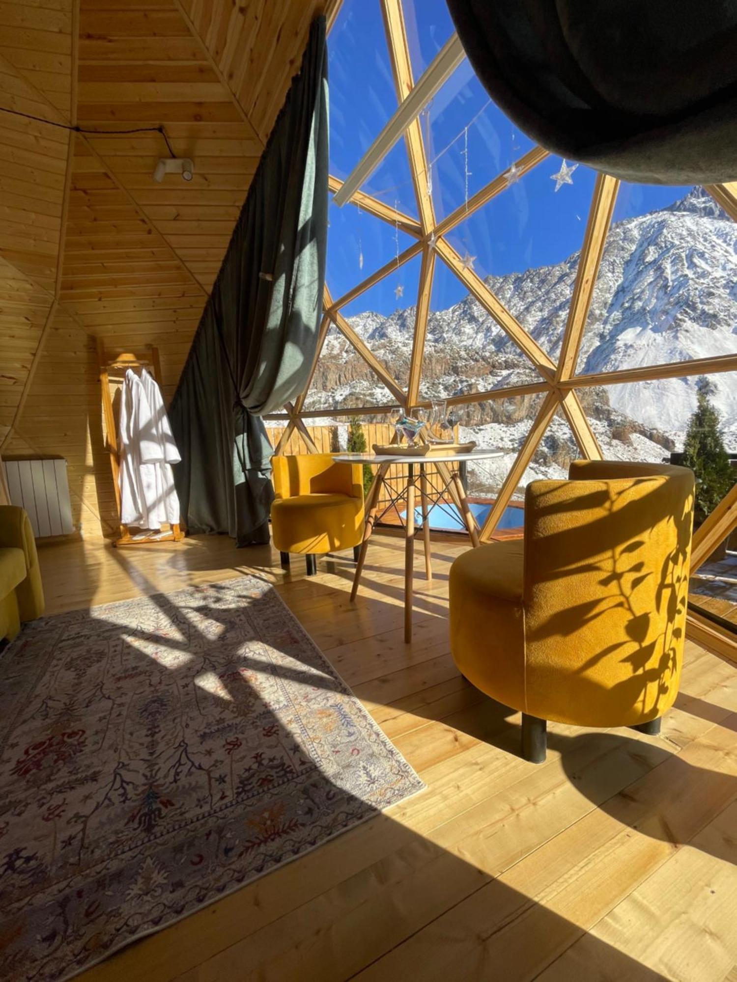 Gabua Glamping Villa Kazbegi Exteriör bild